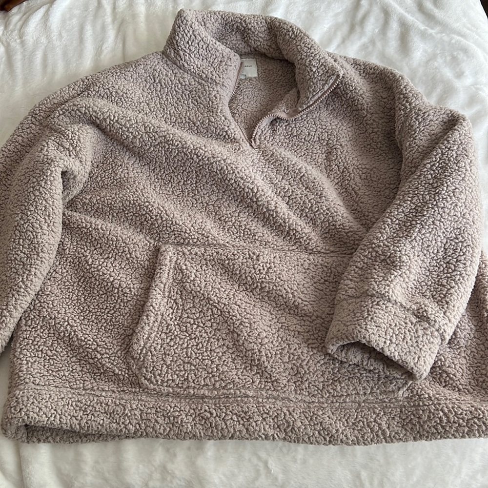 American eagle Sherpa